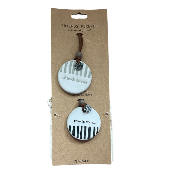 Demdaco Other - Demdaco Friend Forever one to keep one to share hanging ornament